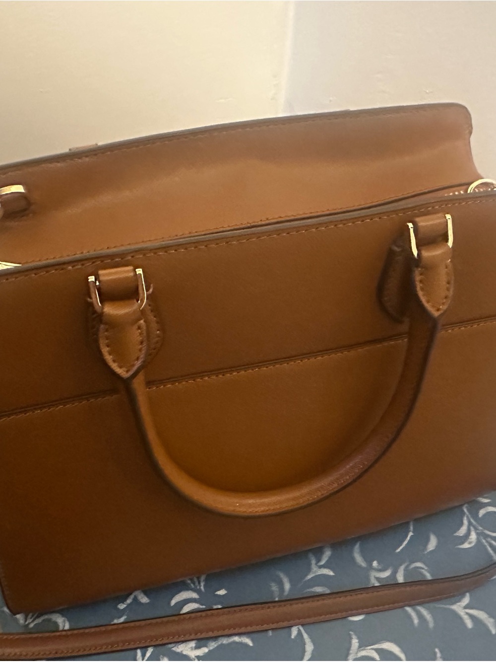 kate spade tan leather satchel with gold hardware - Picture 3 of 3